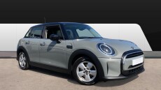 MINI Hatchback 1.5 Cooper Classic 5dr Petrol Hatchback